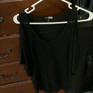 Cute black top
